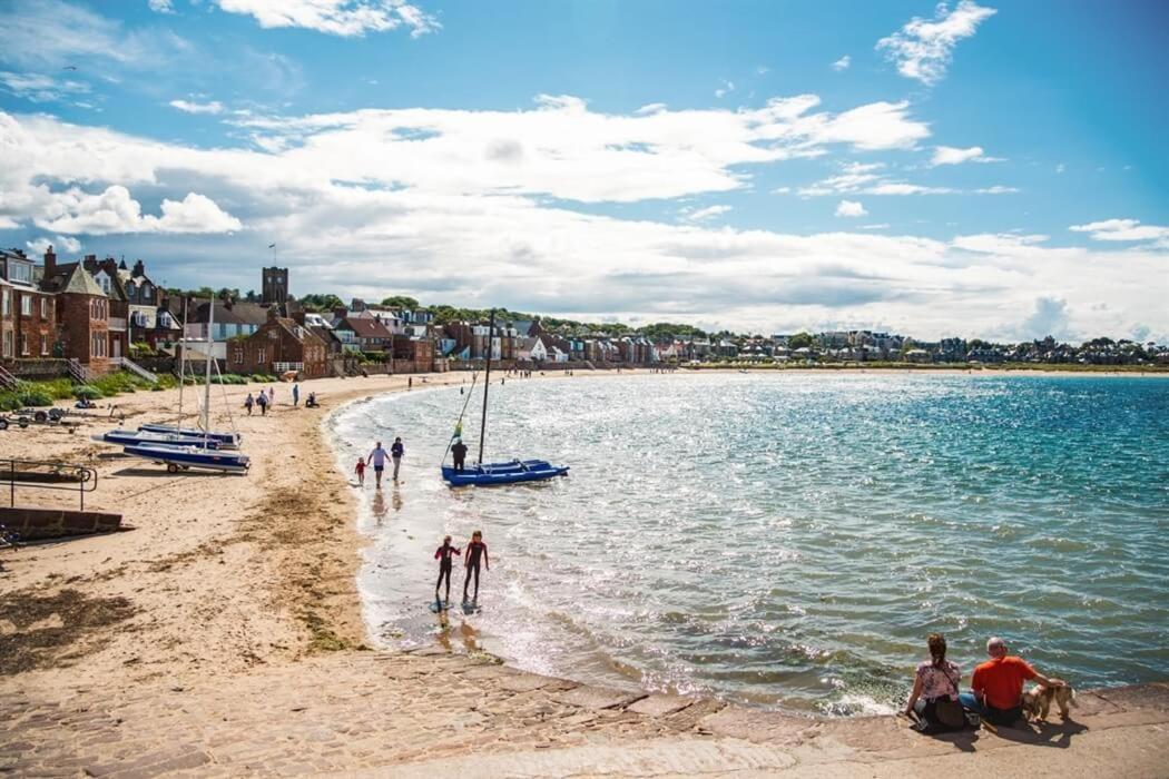 3 Bedroom Holiday Home, Seton Sands, Edinburgh, Family Friendly, Dog Friendly, Sleeps 8 Port Seton Eksteriør bilde